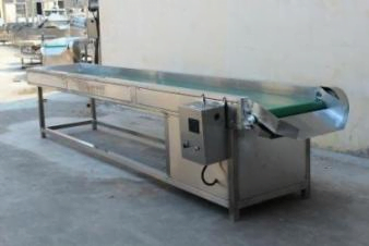 Picking conveyor