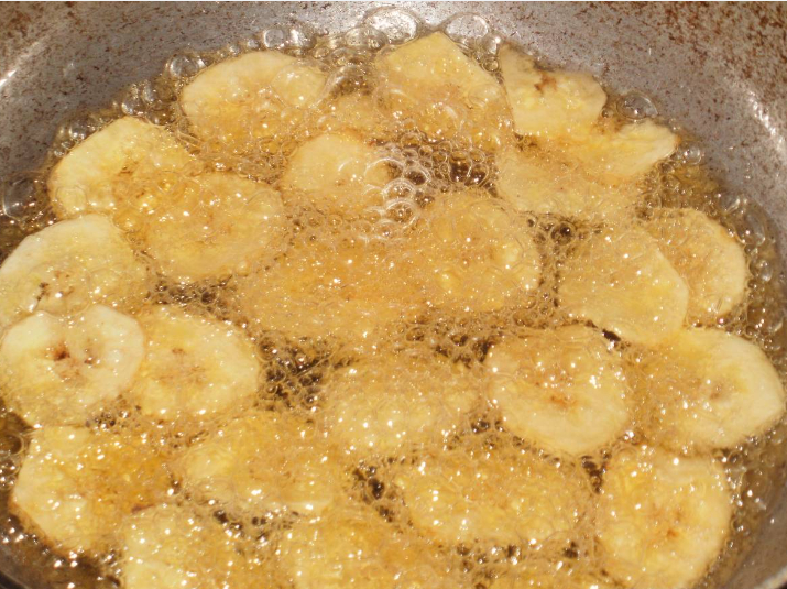 fritar chips de banana