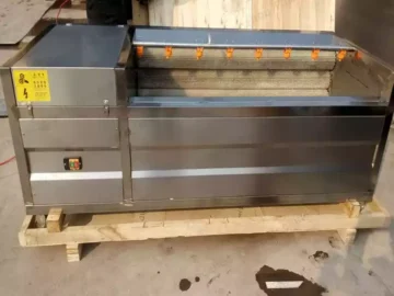 Potato washing and peeling machine