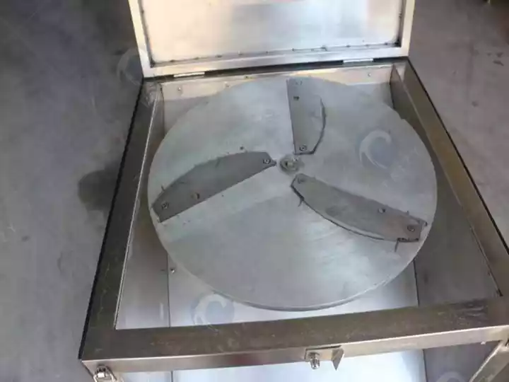 internal blades of the machine