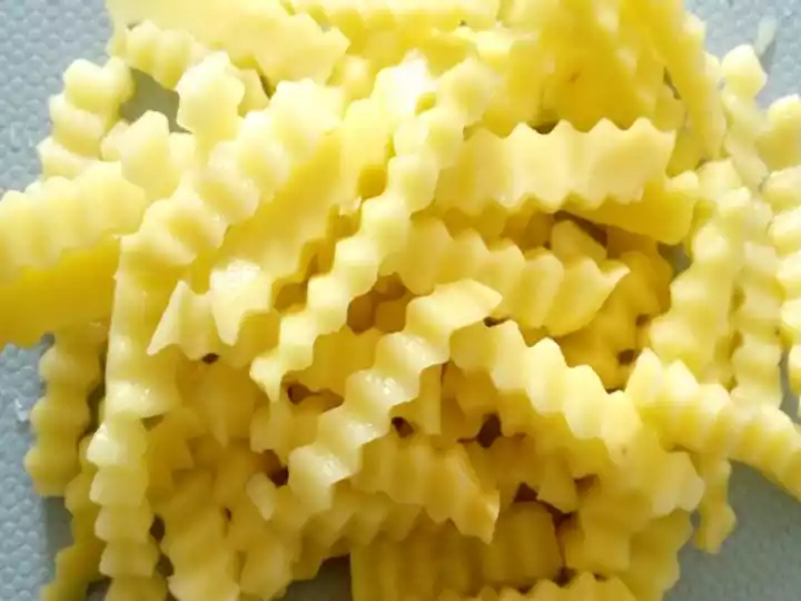 wavy French fries