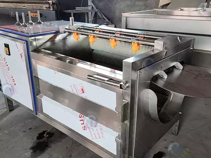 automatic brush cleaning machine