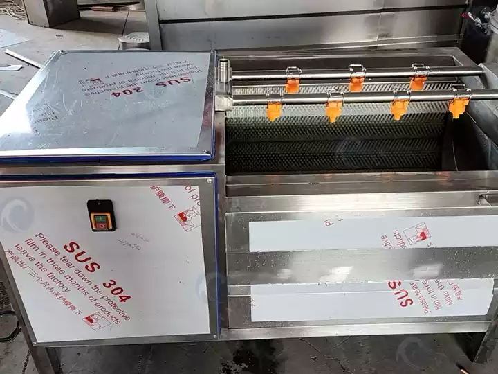 brush type washing machine