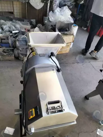 commercial vegetable slicer